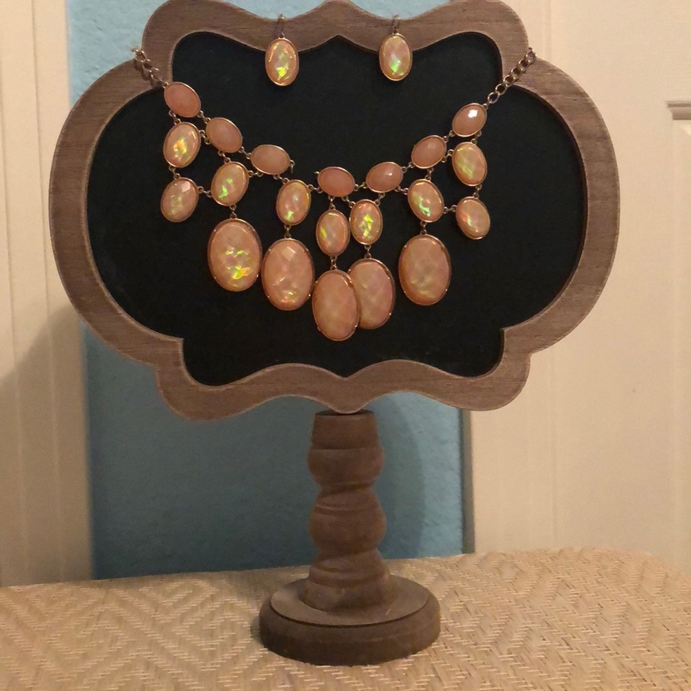 Iridescent light pink necklace and earring set